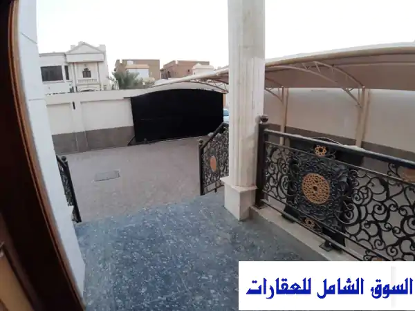 فيلا مستقلة فاخرة للإيجار في الروضة، عجمان - ثاني ساكن!