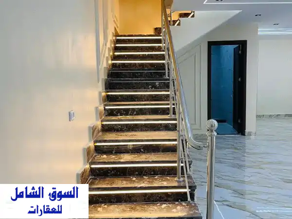 دوبليكس فاخر 350 متر + جاردن في كمبوند الكناريا،...