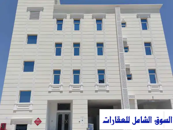 عمارة سكنية فاخرة للبيع في الوكرة - عائد...