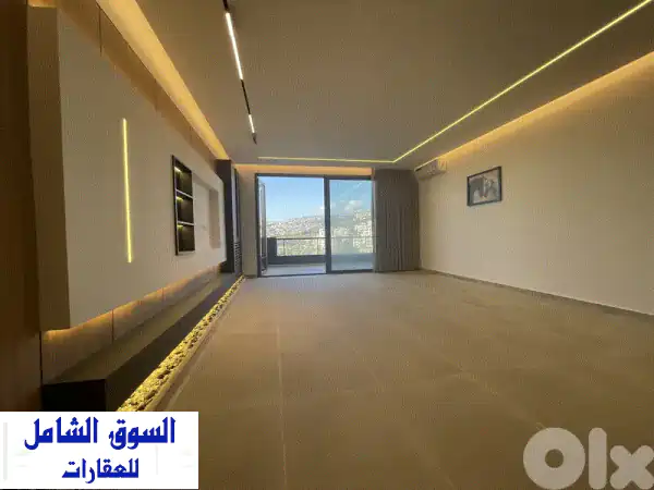 شقة فاخرة مع تراس واسع للبيع في مزراعت يشوع - مساحة...