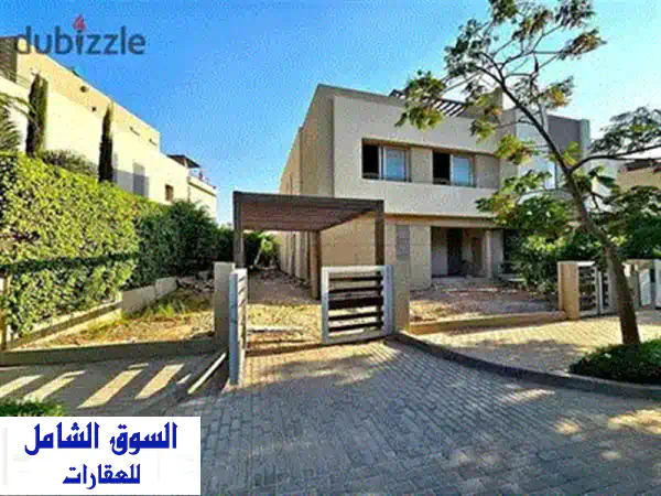 فيلا مستقلة فاخرة للبيع في سيتي جيت - ديار القطري | فرصة استثمارية مميزة