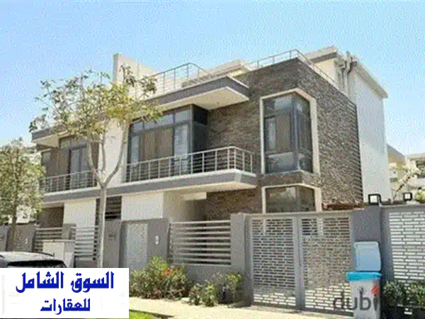شقة فاخرة متشطبة بالتقسيط على 10 سنوات بدون فوائد في سوان ليك حسن علام!