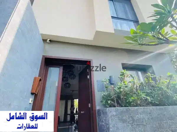 تاون هاوس فاخر في كمبوند البروج بالشروق - بدون...