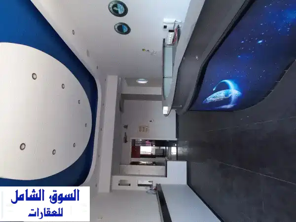 مكتب فاخر للإيجار في منطقة الزلقا المطلة على البحر...