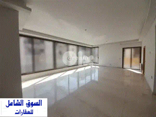 شقة فاخرة للبيع في بعبدة - مساحة 200 متر مربع - إطلالة خلابة!