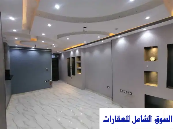 شقة فاخرة للإيجار في حدائق الأهرام - تشطيب فاخر ومطبخ إيطالي جديد!