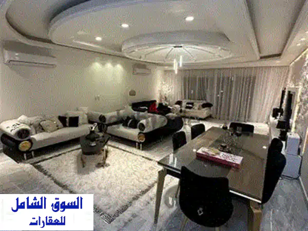 فيلا مستقلة فاخرة + شقة منفصلة للبيع في الياسمين - مساحة 550م²!