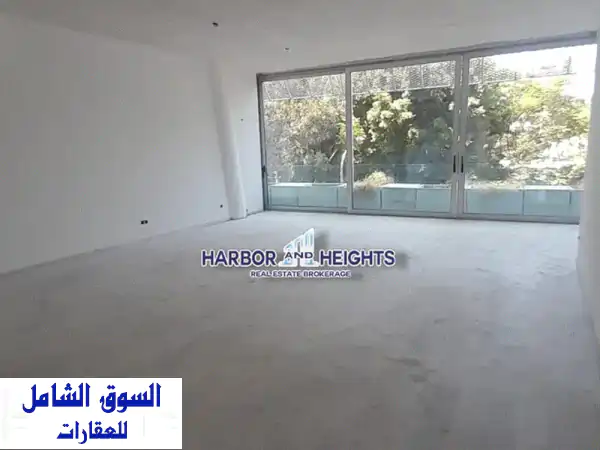 شقة فسيحة للبيع في منطقة بادارو - مساحة 236 مترًا! 4...