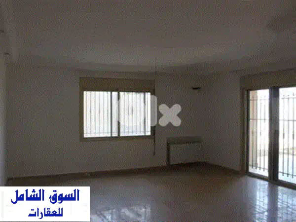 شقة فاخرة للبيع في جونيه، حارة صخر - إطلالة خلابة وأثاث فاخر!