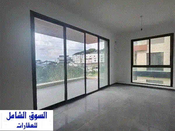 شقة فاخرة في ربوة بإطلالة خلابة على الجبل والبحر - فرصة ذهبية!