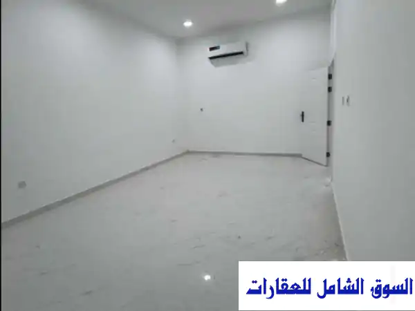 شقة فاخرة للإيجار في الجفير - 234 متر²، شامل...