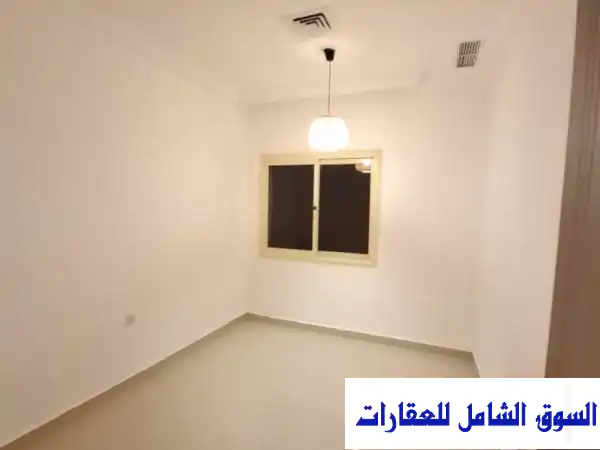 شقة سطح رائعة في حطين - غرفتين وحمامين ومصعد! 330 د.ك فقط