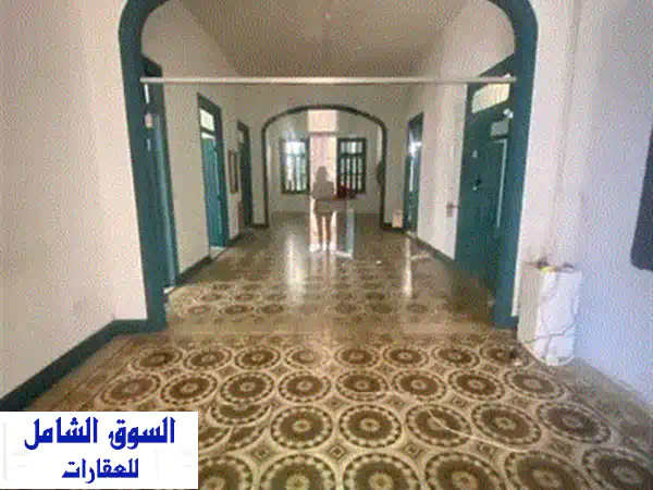 مكتب مفروش فاخر للإيجار في صائفي - 60 متر مربع - 1500$ فقط!