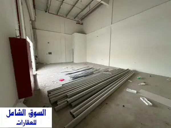 شقة فاخرة للإيجار السنوي في الجرف الصناعية 1، عجمان...