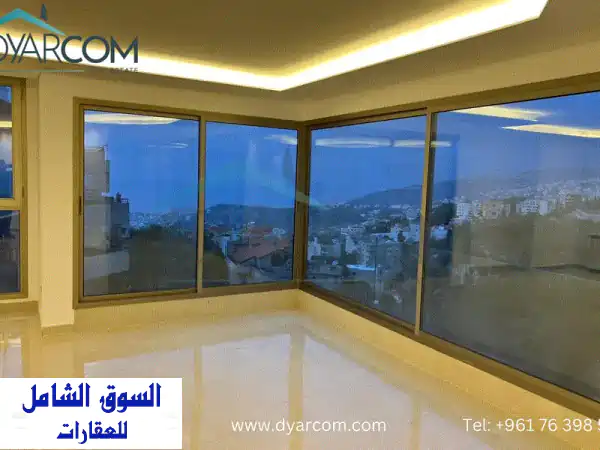 شقة فاخرة للبيع في بيت الكيكو - إطلالة بحرية خلابة! DY2380