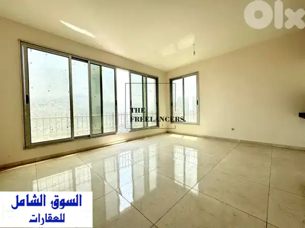 شقة فاخرة للبيع في الجمّور - إطلالة بانورامية...