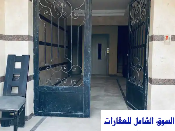 شقة فاخرة للبيع في 6 أكتوبر بجوار جامعة MSA - استلام فوري وتقسيط متاح!