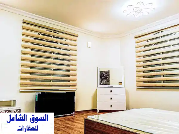 فيلا فاخرة مفروشة بالكامل للإيجار في العدلية - قرب قصر القضيبية! (AH-VR0523)