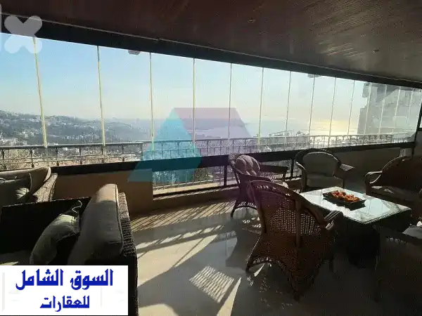 شقة فاخرة 500 متر مربع مفروشة بإطلالة جبل وبحر خلابة...