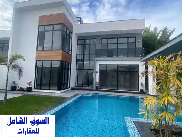 فيلا فاخرة للبيع في كينج مريوط - 500م²، تشطيب...