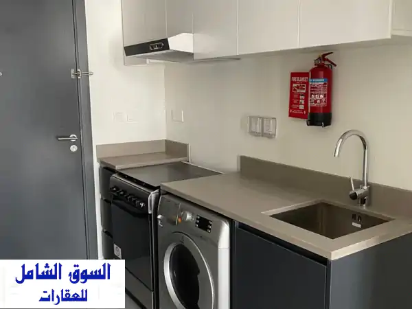 استوديو فاخر للبيع في الجادة (معسكر الفلاح سابقاً)...