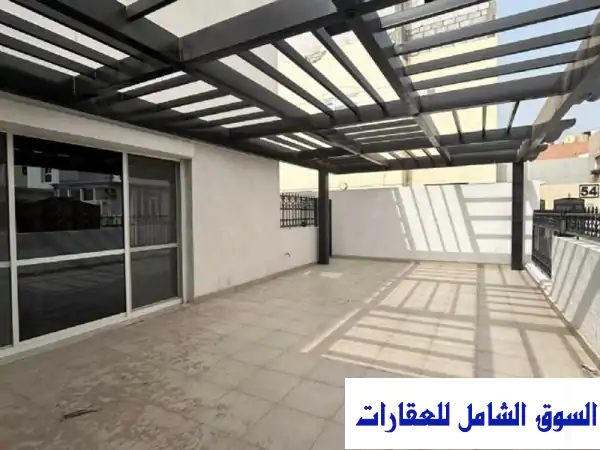 فيلا فاخرة للإيجار في الفنطاس - الكويت | مساحة 400...
