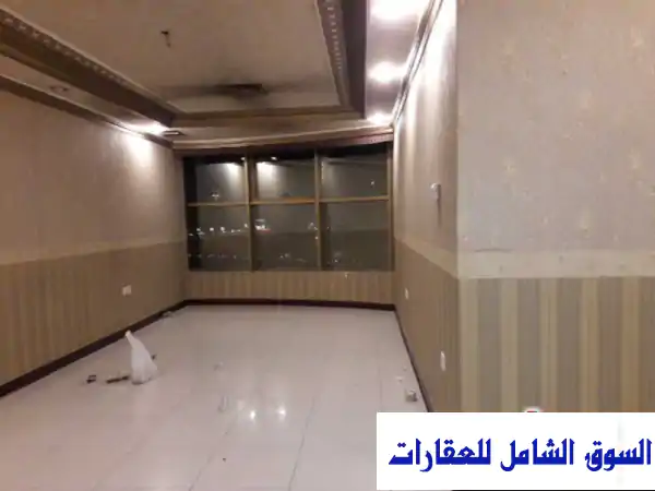 شقة راقية للإيجار في ميدان حولي - إطلالة خلابة!...