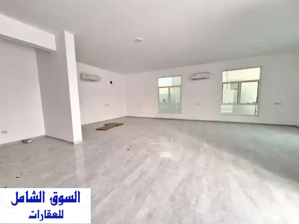 فيلا فاخرة للإيجار في أبوظبي - مدينة الرياض -...