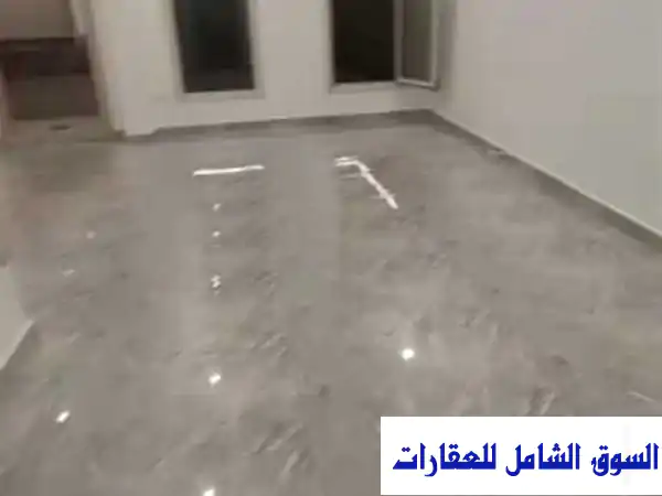 شقة فاخرة للإيجار في الجابرية - 4 غرف نوم، روف، مواقف سيارات، شامل الخدمات!