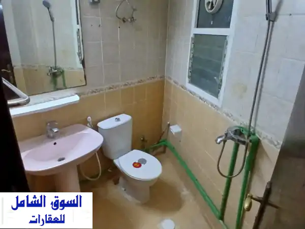 غرفة وحمام مفروشة للإيجار في الخوير - أمام أسواق...