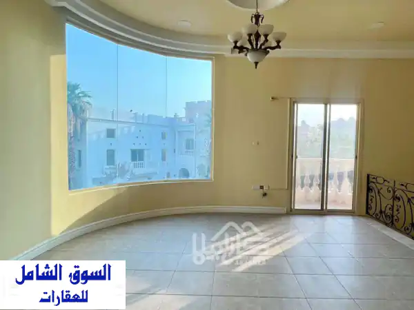 فيلا فسيحة للبيع في سارايا 1 - مسكن أحلامك ينتظرك!