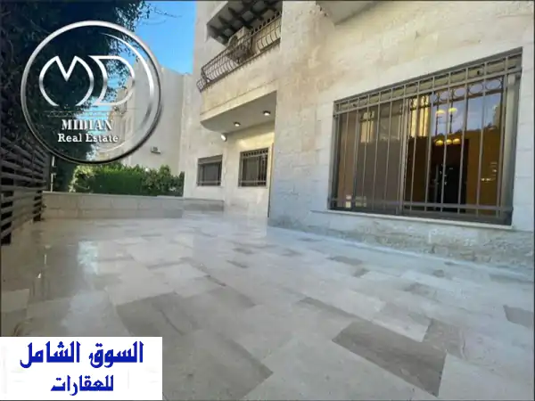 دوبلكس فاخر للإيجار في أم أذينة - 300م + حديقة 200م!...