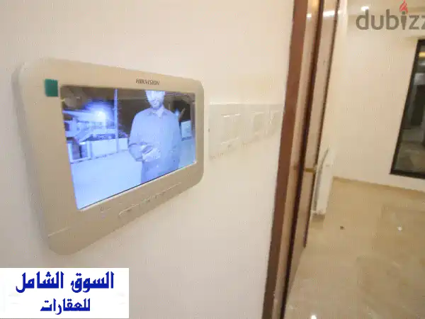 فرصة ذهبية! فيلا فاخرة للبيع في طريق المطار قرب جامعة الشرق الأوسط - 249 ألف دينار فقط!