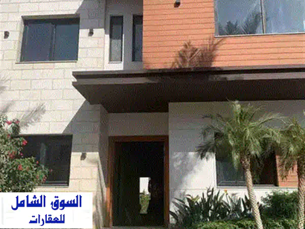 فيلا مستقلة فاخرة للبيع في ماونتن فيو آي سيتي - مساحة 412 متر - جاهزة للسكن!
