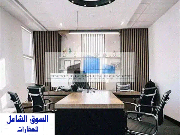 مكتب إداري فاخر للإيجار في التجمع الخامس - 300 متر -...