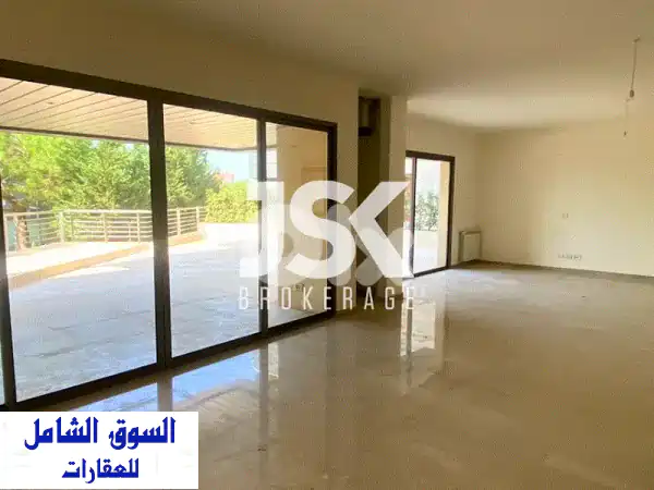 شقة فاخرة للإيجار في الديك المهدي - 345 متر + تراس 240 متر!...
