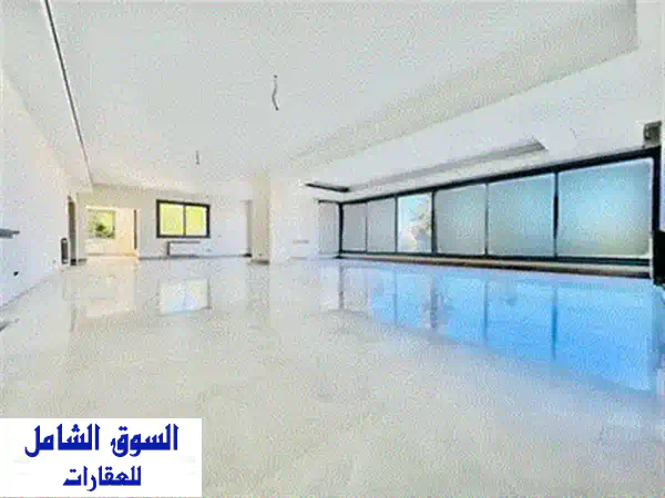 شقة دوبلكس فاخرة للإيجار في رأس بيروت - 470 متر مربع - إطلالة خلابة!