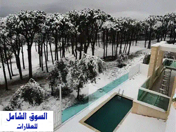 شقة فاخرة للبيع في بيقوت - إطلالة بحرية خلابة!