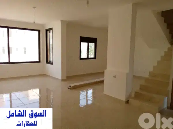 شقة دوبلكس فاخرة للبيع في بسّبين، البترون -...