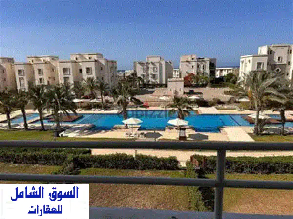 شاليه فاخر للإيجار في مراسي | فيو خلاب على المارينا | غرفة نوم وحمام | موقع متميز