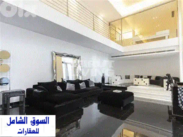 بنتهاوس فاخر للبيع في قلب المدينة - إطلالة خلابة ومساحة واسعة!