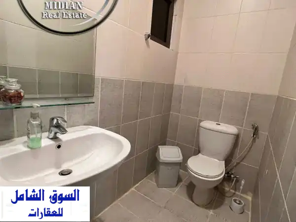 شقة فاخرة مفروشة للإيجار في دير غبار - مساحة 225م² - فرصة لا تُفوّت!