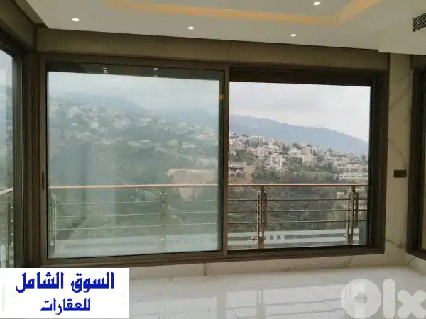 شقة فاخرة للبيع في أدما - 220 متر مربع، تشطيب فاخر،...