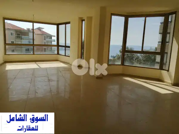 شقة فاخرة للبيع في ساحل alma - إطلالة بحرية خلابة!