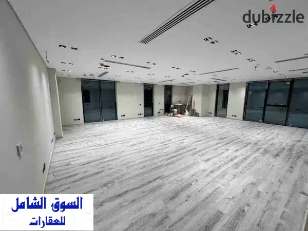 مقر اداري للايجار 141 متر في هايد بارك التجمع الخامس...