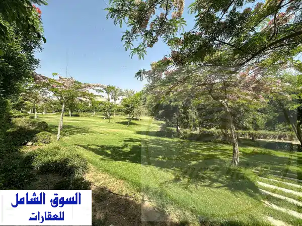 فيلا للبيع في مدينتي Y   فيو وايد جاردن  300 م...