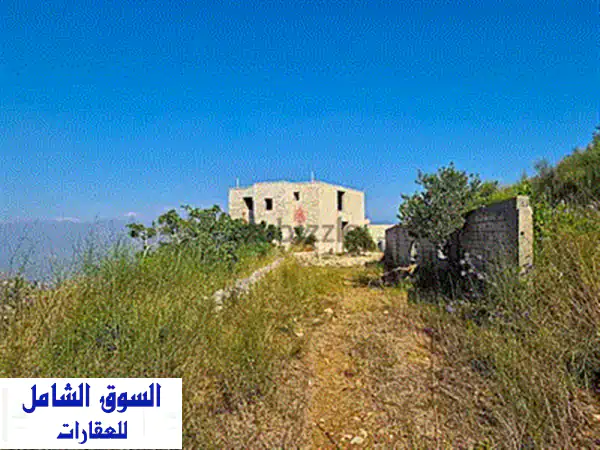 فلل فاخرة للبيع في بتّرون | أقساط مريحة على سنتين | إطلالة بحر وجبل خلابة