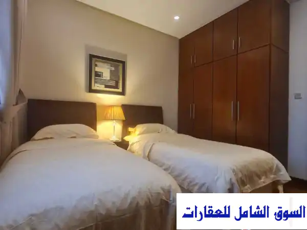 شقة فاخرة 100 متر² مفروشة بالكامل في شرق الكويت - إيجار 575 - 700 دينار