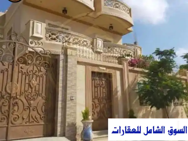 فيلا دوبلكس فاخرة للإيجار المفروش في قلب الكينج...