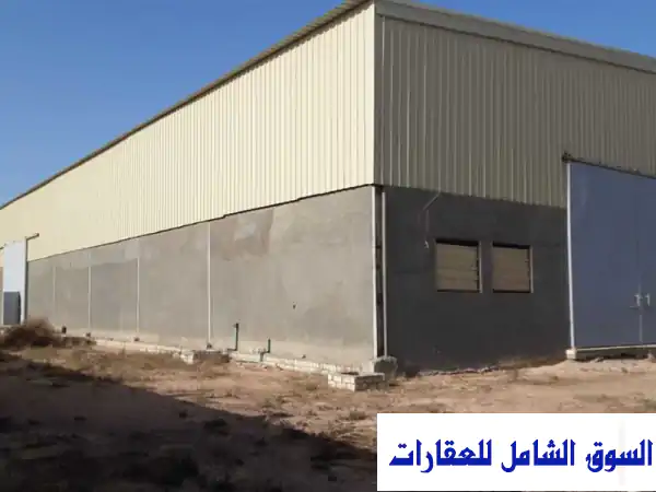 مصنع 5000 متر مربع للإيجار في برج العرب - مثالي...